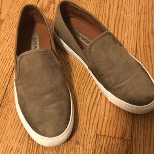 Steve Madden brown slip on sneakers